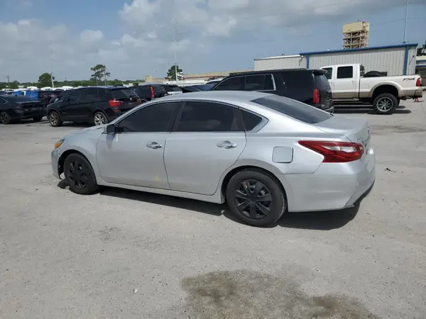 1N4AL3AP8JC169360 2018 NISSAN ALTIMA - Image 2