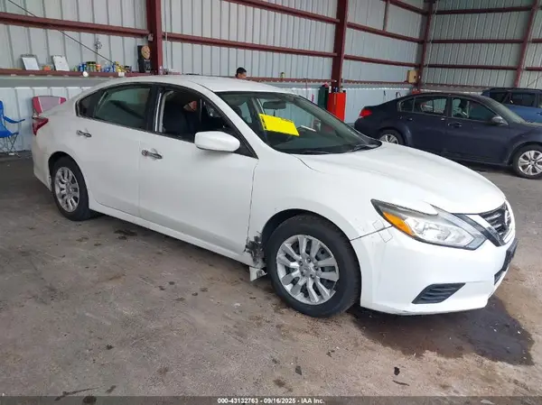 1N4AL3AP8JC171013 2018 NISSAN ALTIMA - Image 1