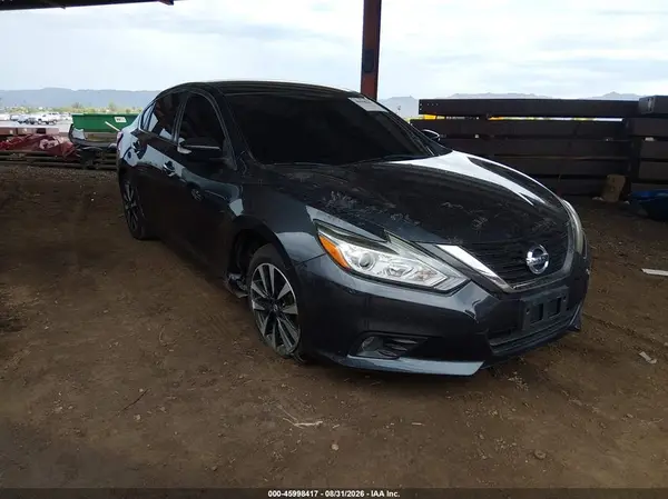 1N4AL3AP8JC172601 2018 NISSAN ALTIMA - Image 1