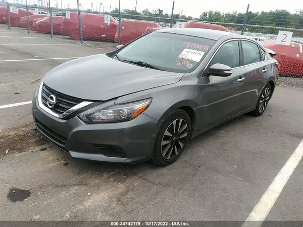 1N4AL3AP8JC174221 2018 NISSAN ALTIMA - Image 2