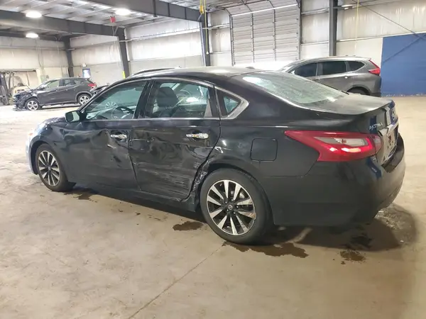 1N4AL3AP8JC175630 2018 NISSAN ALTIMA - Image 2