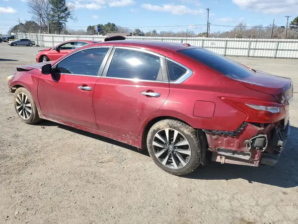 1N4AL3AP8JC178110 2018 NISSAN ALTIMA - Image 2