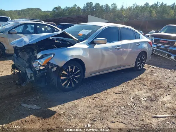 1N4AL3AP8JC179368 2018 NISSAN ALTIMA - Image 2