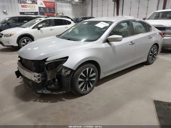 1N4AL3AP8JC179371 2018 NISSAN ALTIMA - Image 2