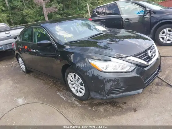 1N4AL3AP8JC180519 2018 NISSAN ALTIMA - Image 1