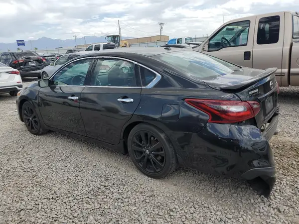1N4AL3AP8JC182027 2018 NISSAN ALTIMA - Image 2