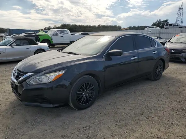1N4AL3AP8JC184554 2018 NISSAN ALTIMA - Image 1