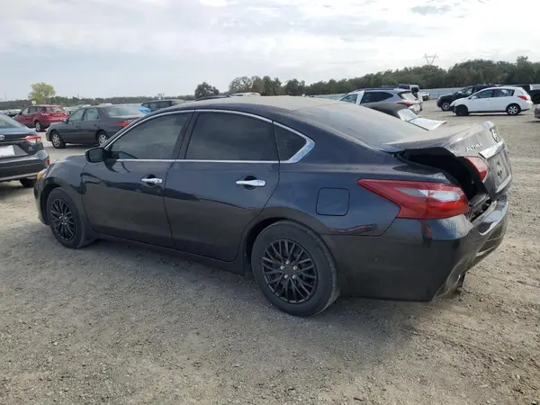 1N4AL3AP8JC184554 2018 NISSAN ALTIMA - Image 2