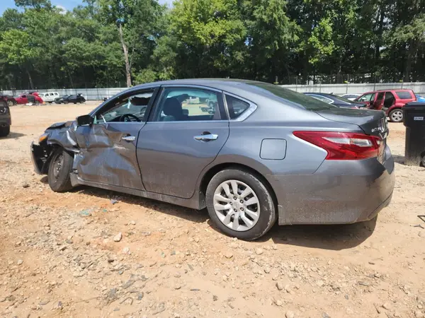 1N4AL3AP8JC185381 2018 NISSAN ALTIMA - Image 2