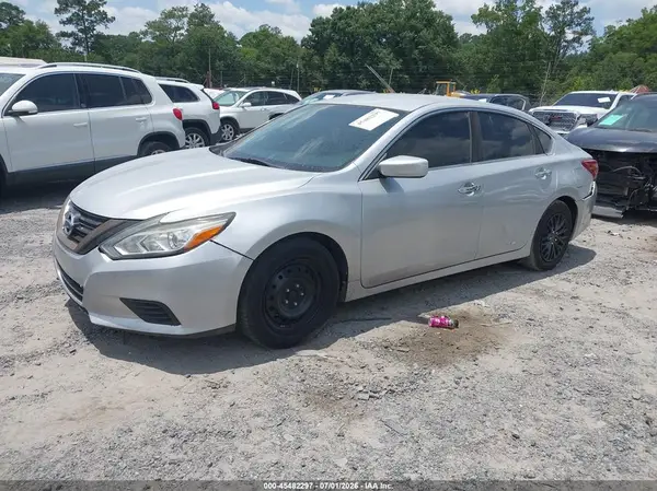 1N4AL3AP8JC187003 2018 NISSAN ALTIMA - Image 2