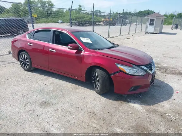 1N4AL3AP8JC187485 2018 NISSAN ALTIMA - Image 1