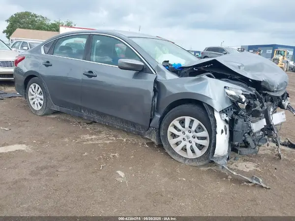 1N4AL3AP8JC187681 2018 NISSAN ALTIMA - Image 1
