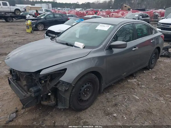 1N4AL3AP8JC191908 2018 NISSAN ALTIMA - Image 2