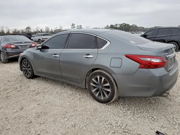 1N4AL3AP8JC195022 2018 NISSAN ALTIMA - Image 2