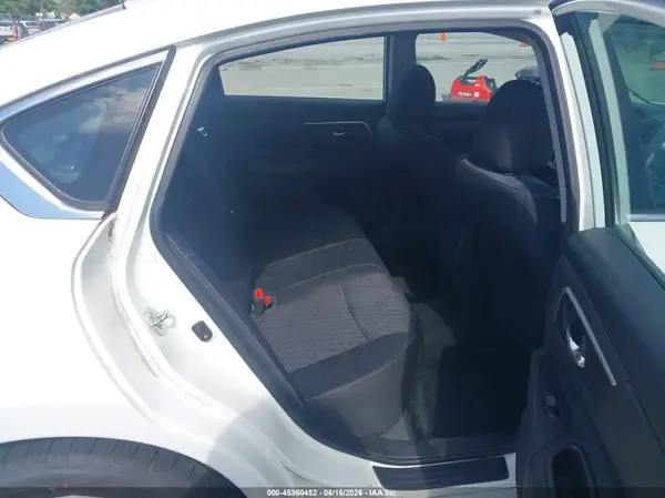 1N4AL3AP8JC196008 2018 NISSAN ALTIMA - Image 8
