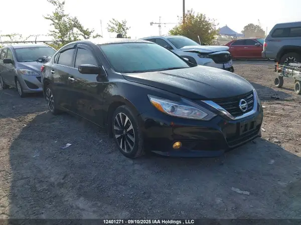 1N4AL3AP8JC198759 2018 NISSAN ALTIMA - Image 1