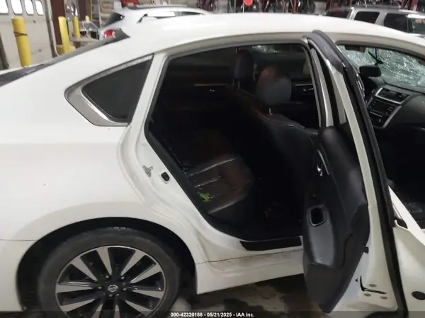 1N4AL3AP8JC199426 2018 NISSAN ALTIMA - Image 8