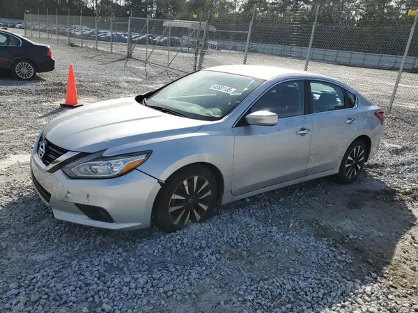 1N4AL3AP8JC199510 2018 NISSAN ALTIMA - Image 1