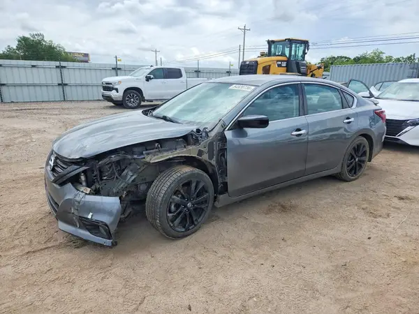 1N4AL3AP8JC200543 2018 NISSAN ALTIMA - Image 1