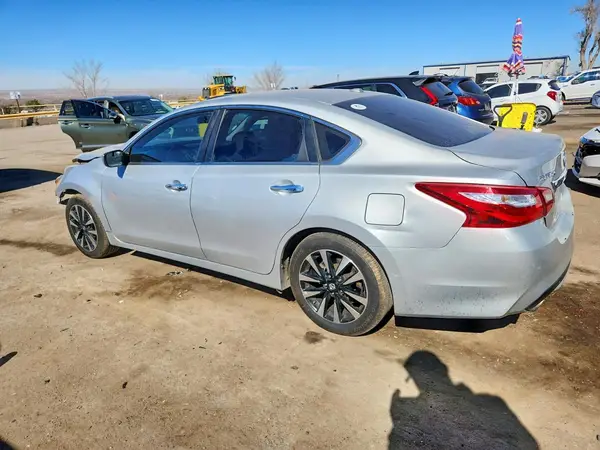 1N4AL3AP8JC201868 2018 NISSAN ALTIMA - Image 2