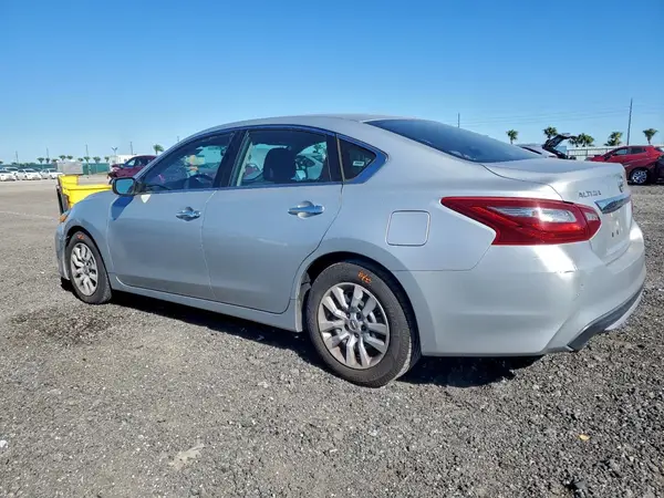 1N4AL3AP8JC204981 2018 NISSAN ALTIMA - Image 2
