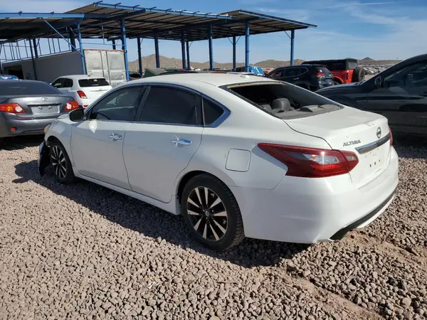 1N4AL3AP8JC205094 2018 NISSAN ALTIMA - Image 2