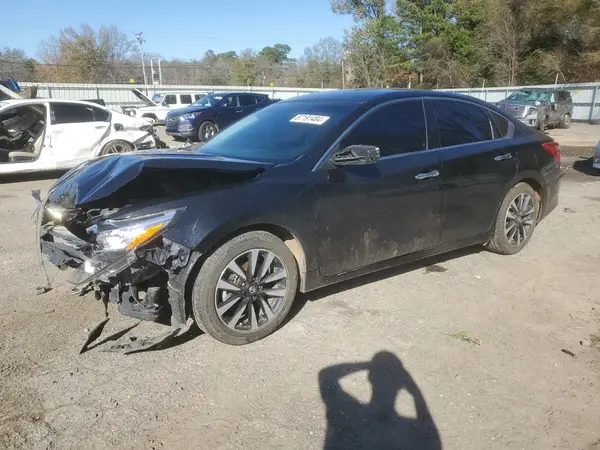 1N4AL3AP8JC209842 2018 NISSAN ALTIMA - Image 1