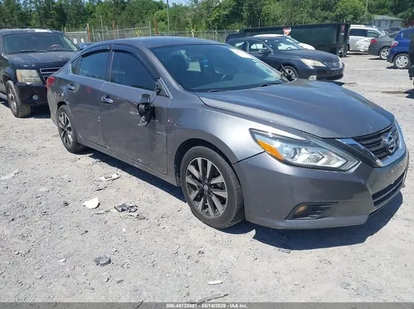 1N4AL3AP8JC210408 2018 NISSAN ALTIMA - Image 1
