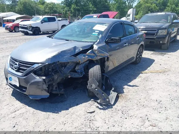 1N4AL3AP8JC210408 2018 NISSAN ALTIMA - Image 2