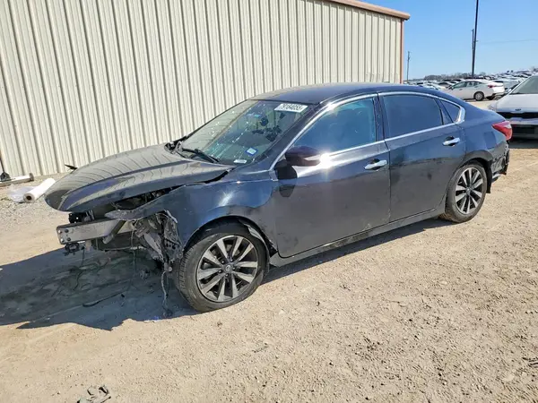 1N4AL3AP8JC211669 2018 NISSAN ALTIMA - Image 1