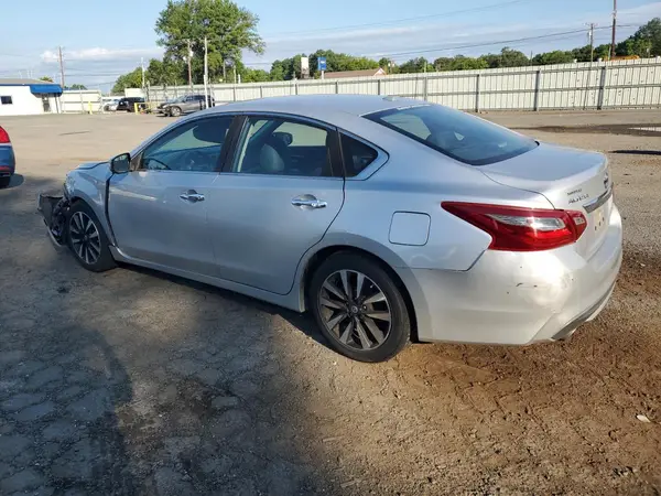 1N4AL3AP8JC213096 2018 NISSAN ALTIMA - Image 2
