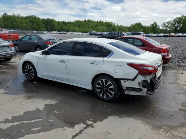 1N4AL3AP8JC216788 2018 NISSAN ALTIMA - Image 2