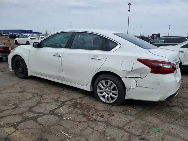 1N4AL3AP8JC220436 2018 NISSAN ALTIMA - Image 2