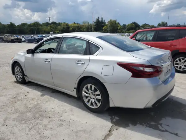 1N4AL3AP8JC227970 2018 NISSAN ALTIMA - Image 2