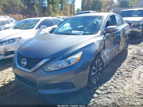 1N4AL3AP8JC229170 2018 NISSAN ALTIMA - Image 2