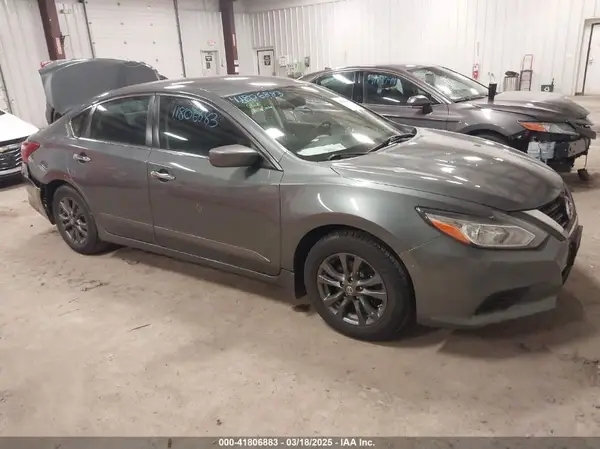 1N4AL3AP8JC229508 2018 NISSAN ALTIMA - Image 1