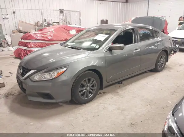 1N4AL3AP8JC229508 2018 NISSAN ALTIMA - Image 2