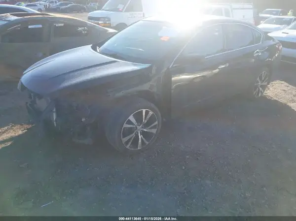 1N4AL3AP8JC234563 2018 NISSAN ALTIMA - Image 2