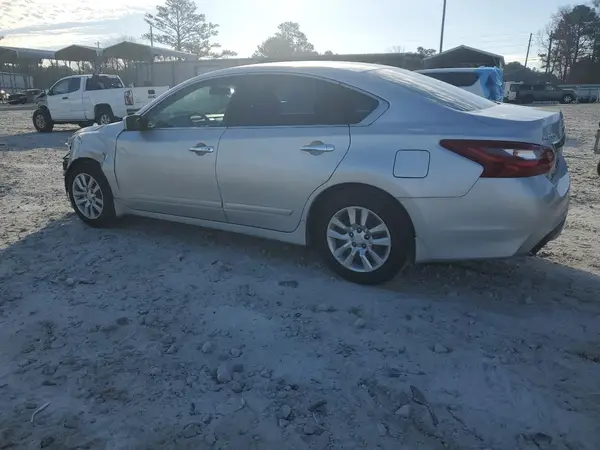 1N4AL3AP8JC237107 2018 NISSAN ALTIMA - Image 2