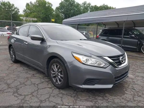 1N4AL3AP8JC242906 2018 NISSAN ALTIMA - Image 1