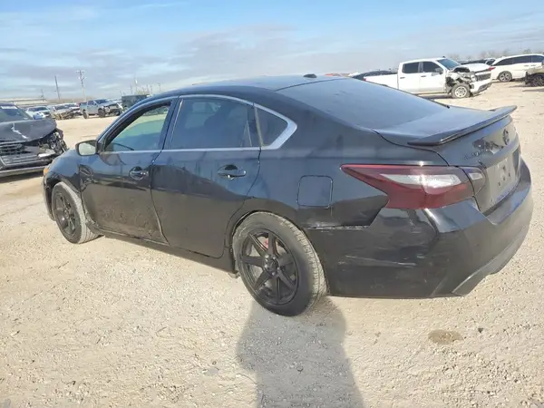 1N4AL3AP8JC244378 2018 NISSAN ALTIMA - Image 2