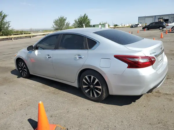 1N4AL3AP8JC244896 2018 NISSAN ALTIMA - Image 2