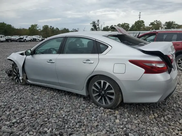 1N4AL3AP8JC245269 2018 NISSAN ALTIMA - Image 2