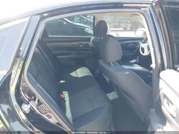 1N4AL3AP8JC245756 2018 NISSAN ALTIMA - Image 8