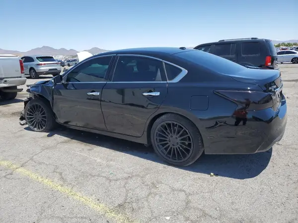 1N4AL3AP8JC245918 2018 NISSAN ALTIMA - Image 2