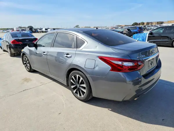 1N4AL3AP8JC246017 2018 NISSAN ALTIMA - Image 2