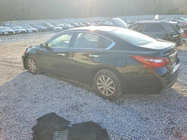 1N4AL3AP8JC247748 2018 NISSAN ALTIMA - Image 2