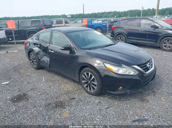 1N4AL3AP8JC247765 2018 NISSAN ALTIMA - Image 1