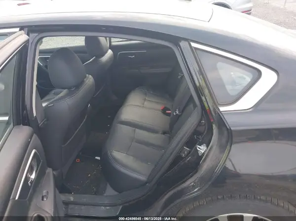 1N4AL3AP8JC247765 2018 NISSAN ALTIMA - Image 8
