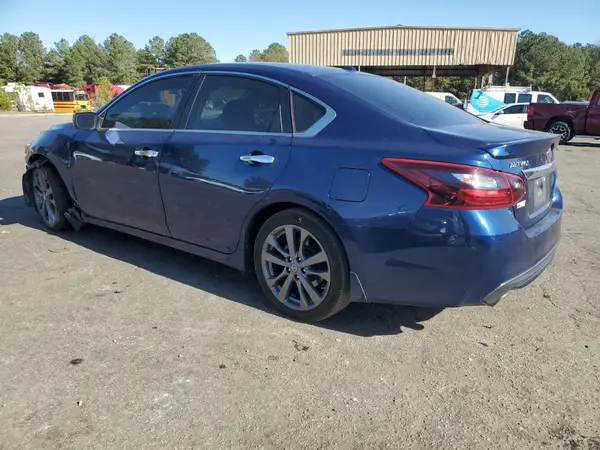 1N4AL3AP8JC249807 2018 NISSAN ALTIMA - Image 2